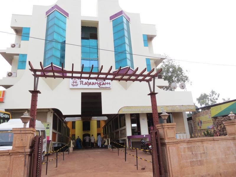 Hotel Rajsangam International Badami Exteriör bild